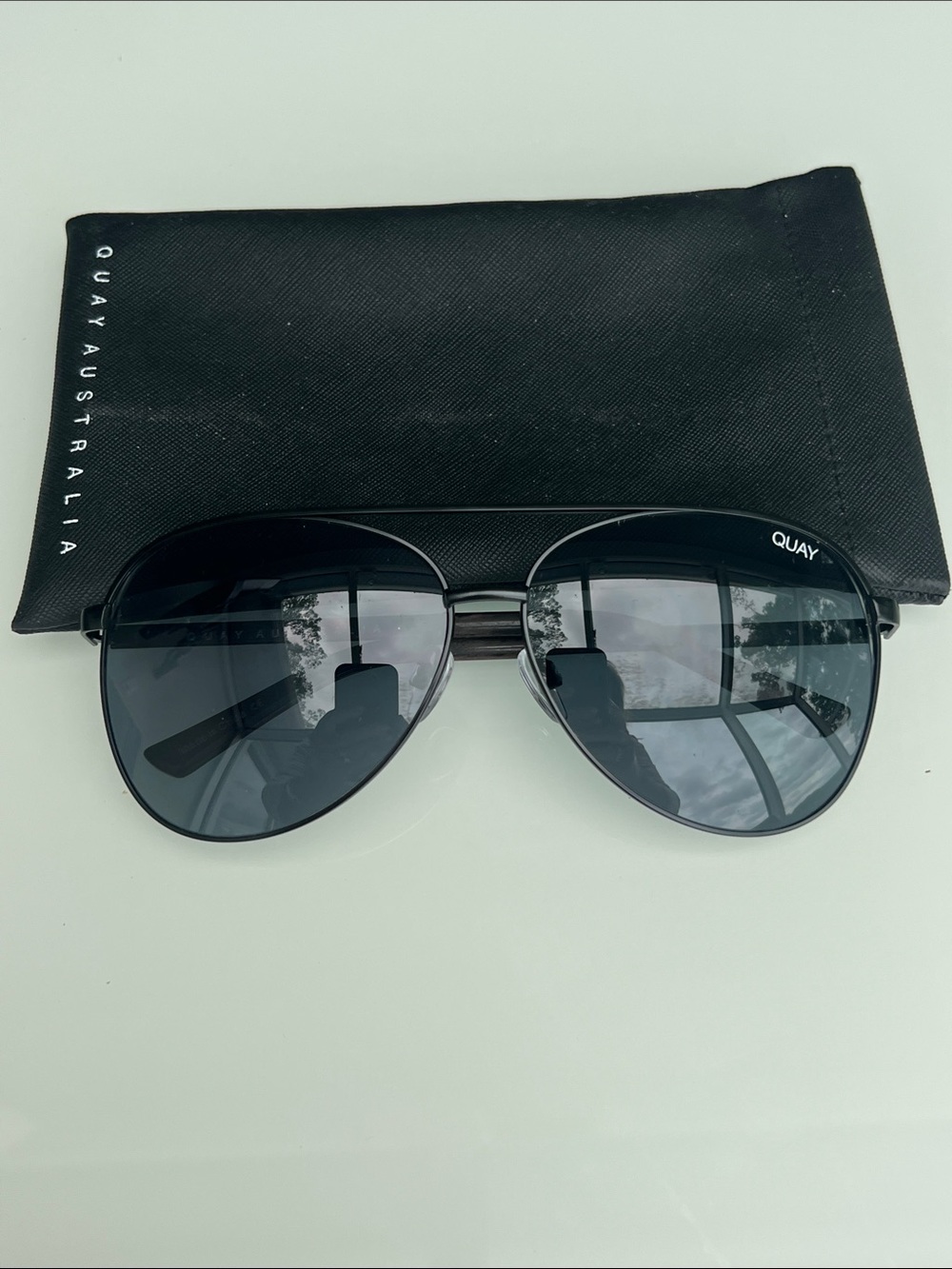 Quay Australia Black Aviator Sunglasses with Dark Smoke Lenses with Case